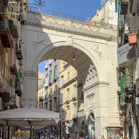 بيت ضيافة Don Vittorio A Chiaia *
