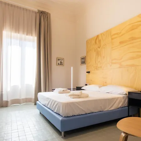 ゲストハウス Don Vittorio A Chiaia ナポリ