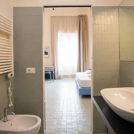 Don Vittorio A Chiaia ゲストハウス