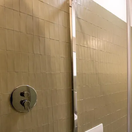 Don Vittorio A Chiaia 3* ナポリ