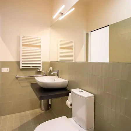 Don Vittorio A Chiaia 3* ナポリ