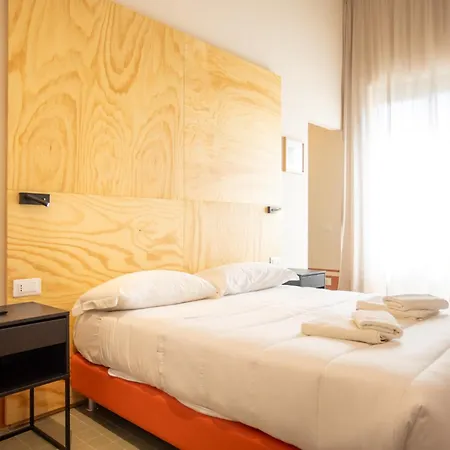 ゲストハウス Don Vittorio A Chiaia ナポリ