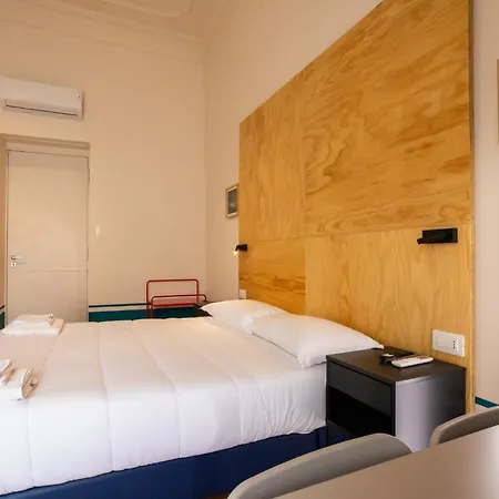 Don Vittorio A Chiaia ナポリ