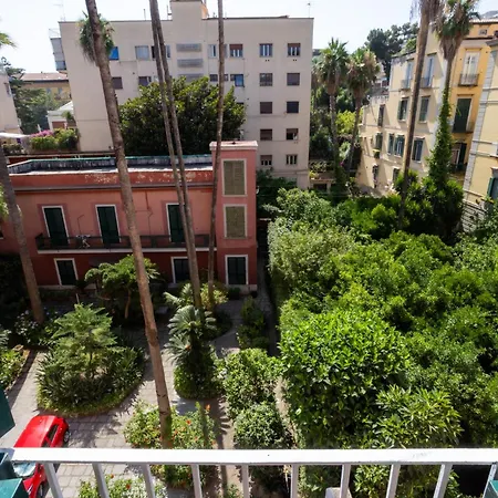 Don Vittorio A Chiaia ゲストハウス 3*