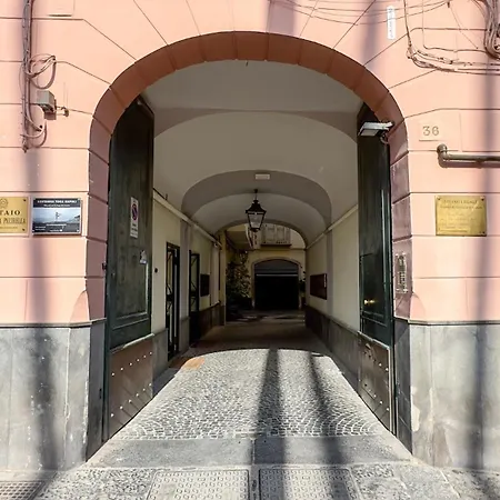 Don Vittorio A Chiaia